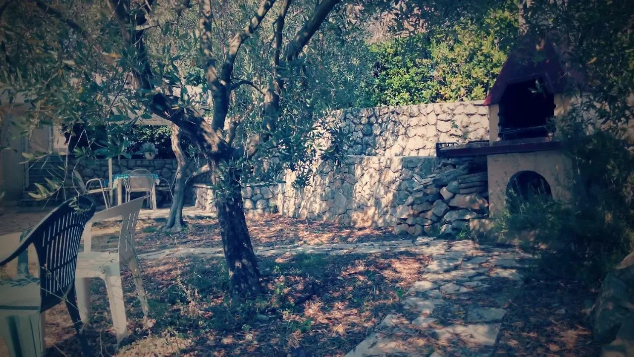 Apartment Beach House Brzovic Nerezine Croatia